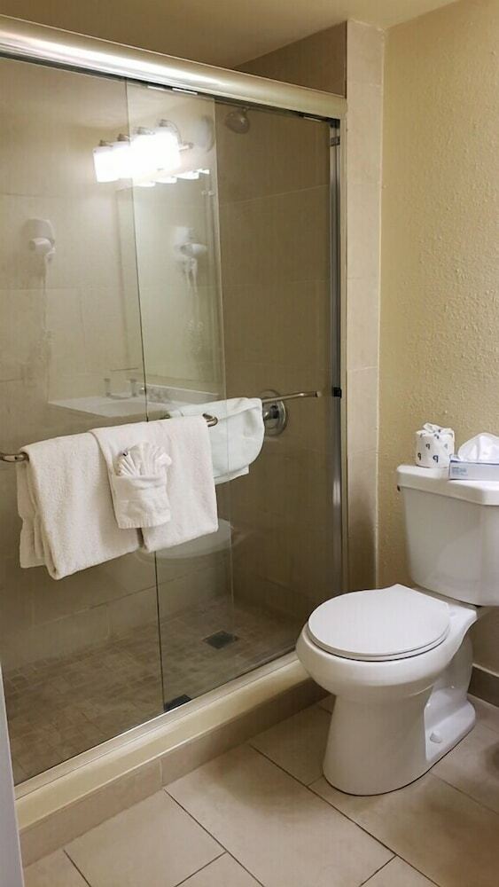 Aparthotel Double Queen Beds With Private Balcony