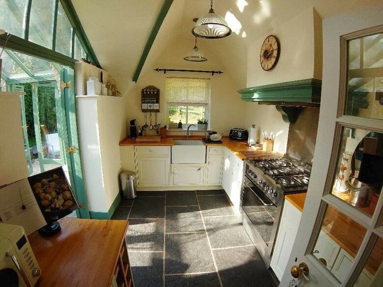A Fairytale Thatched Highland Cottage