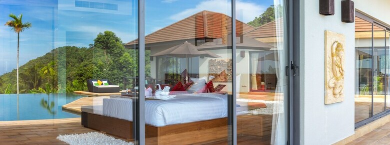 4 Bedroom Sea View Villa Bubbles
