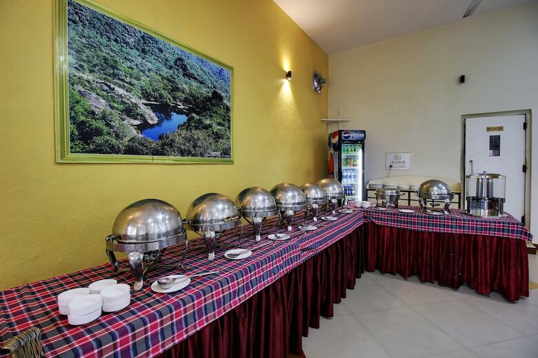 Hotel Sunset Inn Mount Abu With Swimming Pool