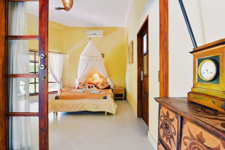 Villa Pelabuhan