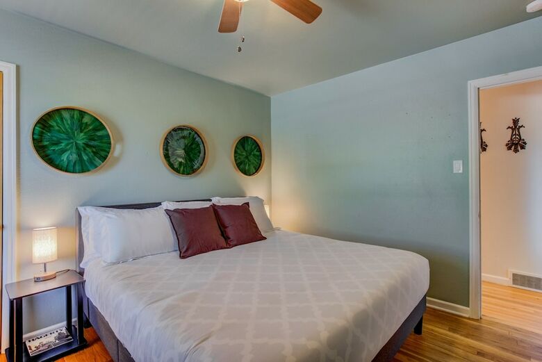 Colorado Springs Golf Value! 3 Bds, Dog-friendly
