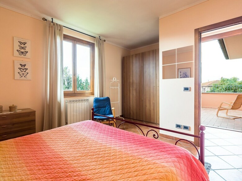 Luring Villa In Tuscany Hills With Barbecue