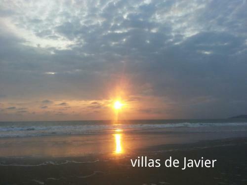 Villas De Javier