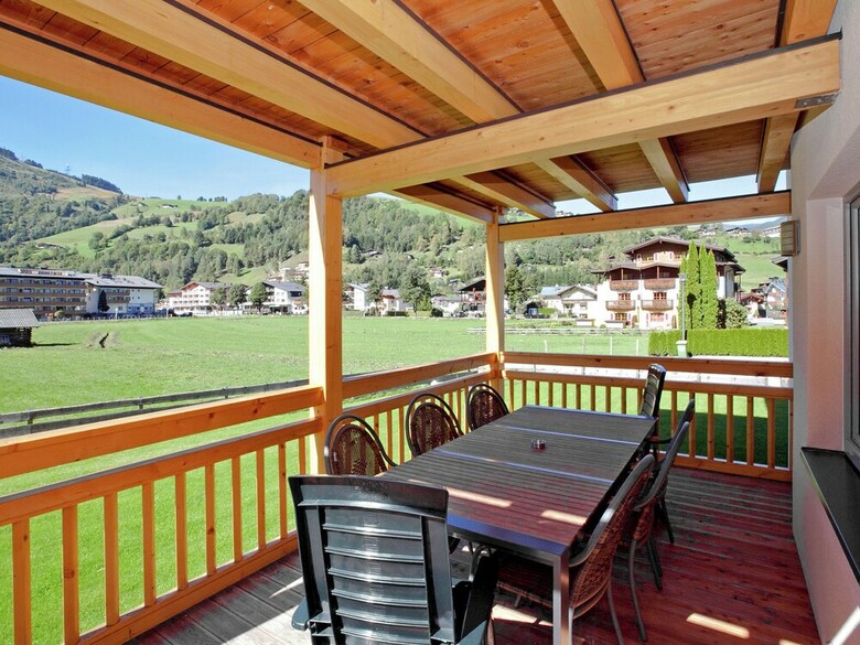 Spacious Chalet In Kaprun With Sauna