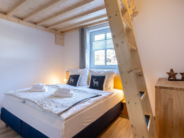 Spacious Holiday Home With Sauna In Piesendorf