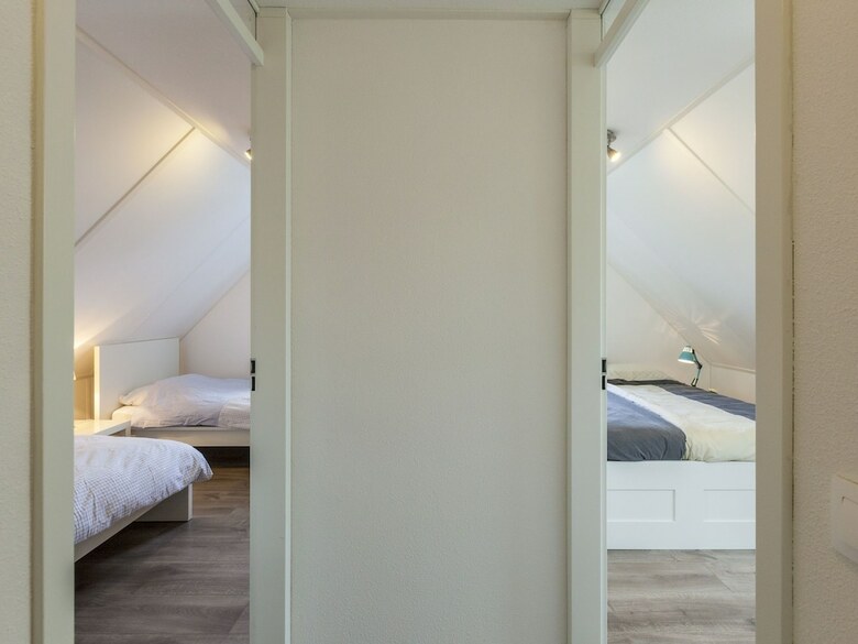 Detached Holiday Home In Wolphaartsdijk With A Small Park
