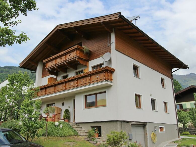 Cozy Apartment In Walchen Austria Near Ski Area