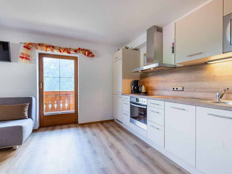 Cozy Apartment In Salzburg With Mountain View