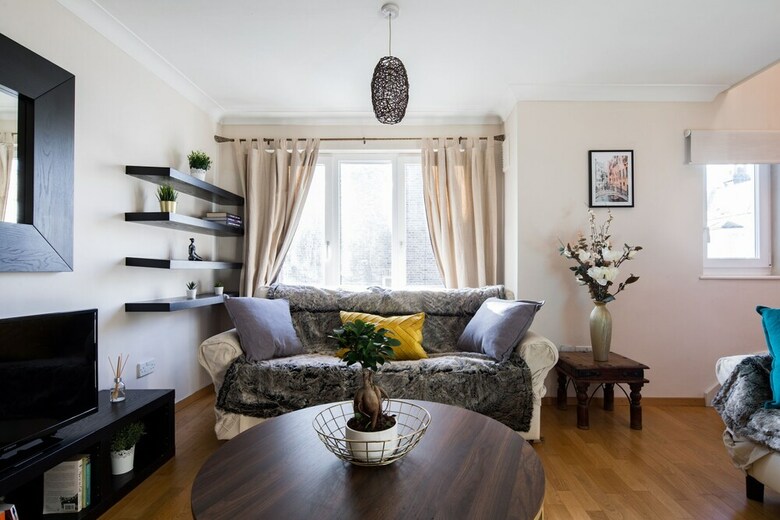 Apartamentos Spacious Two Story House