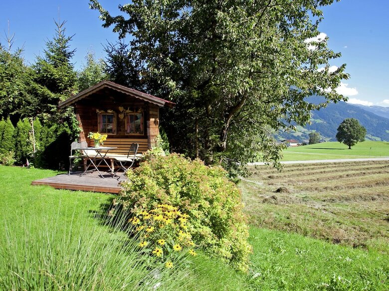 Cozy Apartment With Garden In F�genberg