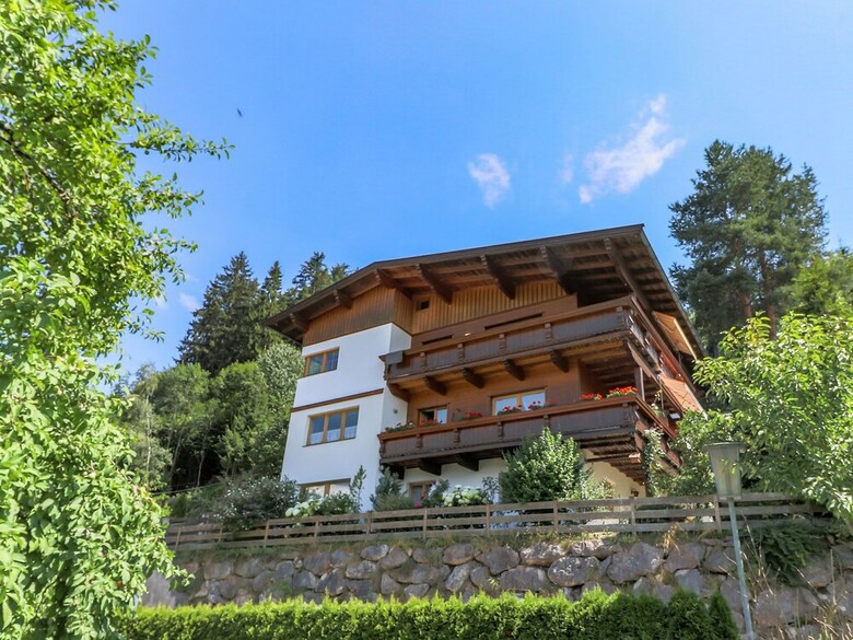 Spacious Apartment In W�rgl Tyrol Near Ski Area