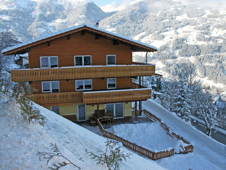 Lush Apartment In Hainzenberg Near Forest