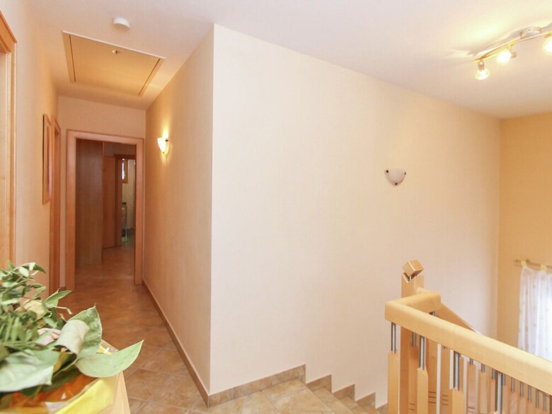 Spacious Apartment In Saalbach With Hill View