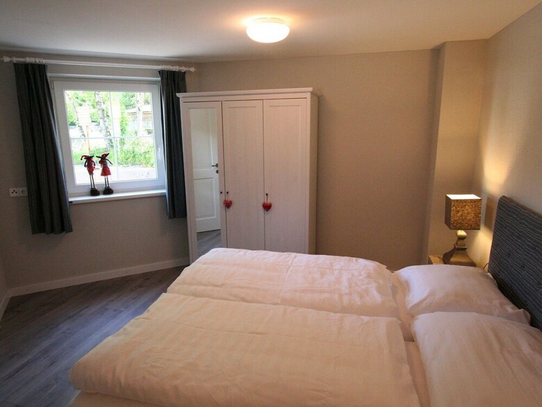 Comfortable Apartment With Terrace, Ski Storage, Parking