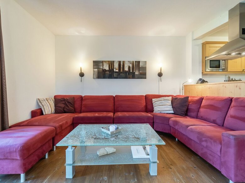 Charming Apartment In Kirchberg With Private Garden