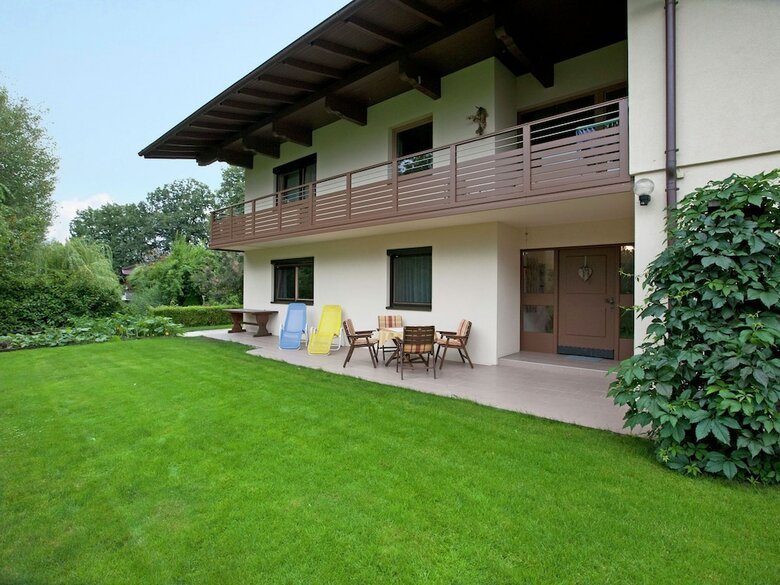Restful Apartment With Terrace, Garden, Heating, Parking