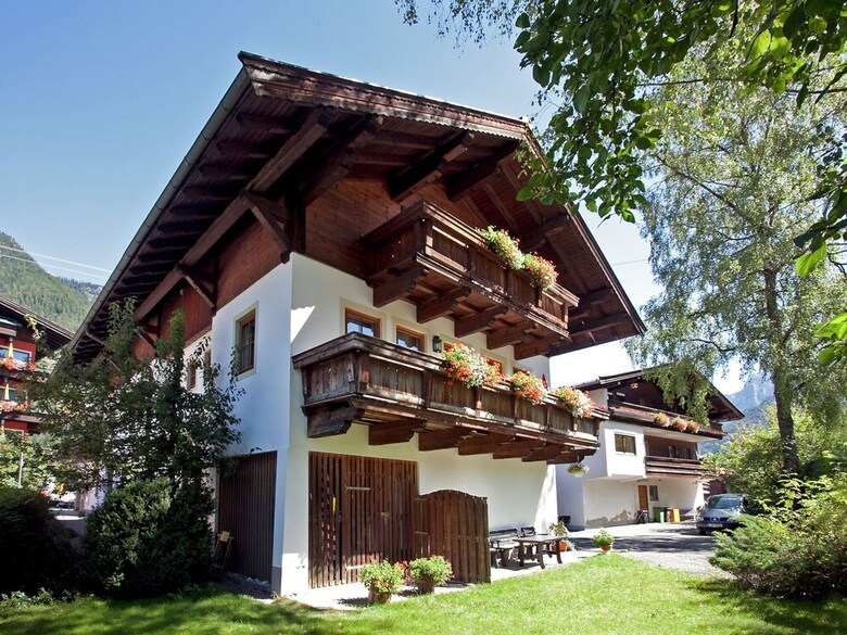 Cozy Apartment Near Ski Area In Waidring