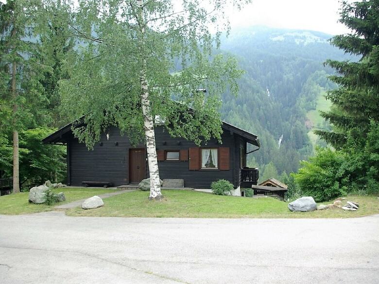 Comfortable Chalet In Ski Area In Gro�kirchheim