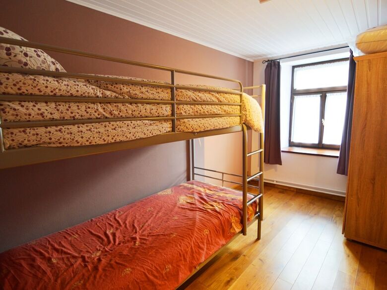 Country Cottage For Groups With A Pool Table And Professional Kitchen
