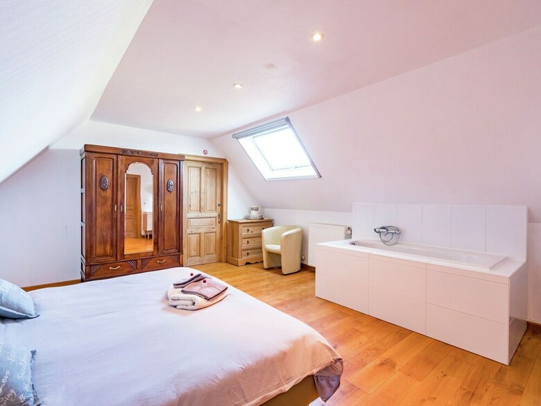 Rural Villa, 4 Kilometres From The Beach