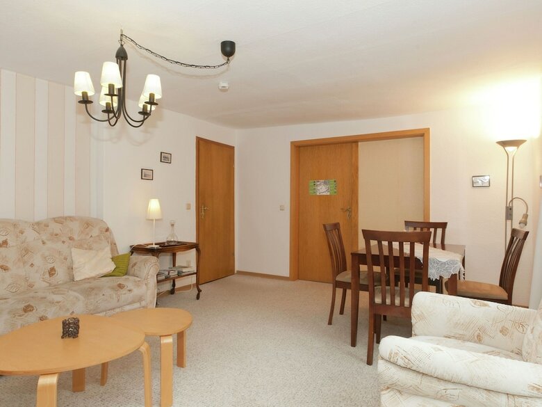 Cozy Apartment In Kaifenheim With Private Terrace