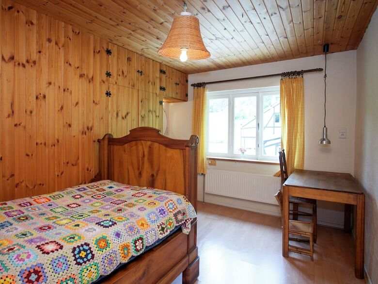 Beautiful Holiday Home With Garden In Belvaux