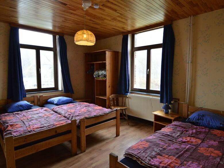 Charming Holiday Home In Coo With Pool