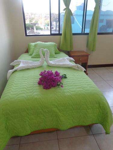 Hostal Casa Cascada Suites- Galapagos