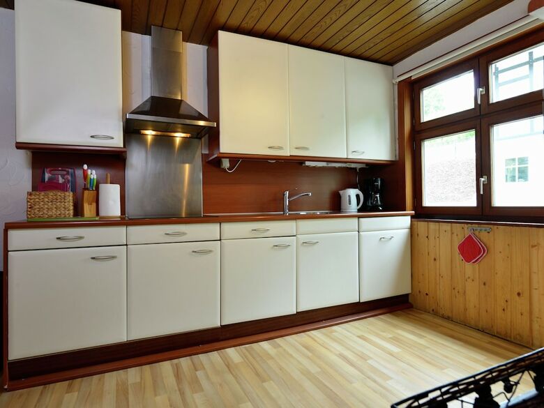 A Comfortable, Large House With Wifi In Hochsauerland, Suitable For 14 Persons