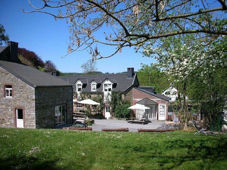 A Romantic Cottage With 3 Magnificent Open Fire