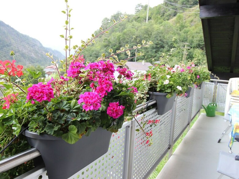 Spacious Apartment In M�rel With Garden