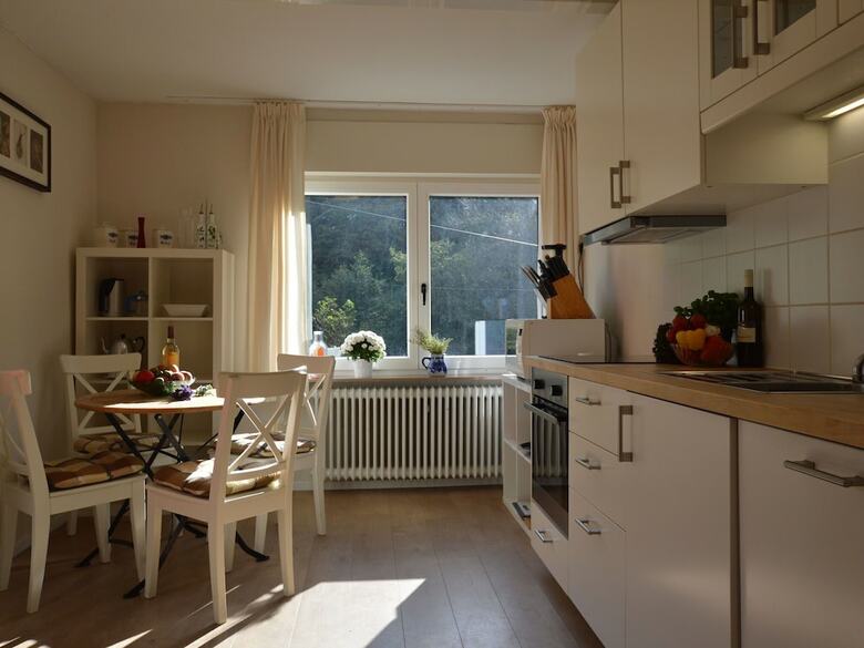 Comfy Holiday Home In Veldenz With Parking