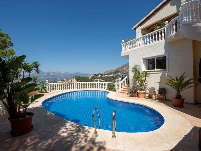 Villa With Exceptional Panoramic Views, Private Pool In Altea Hills