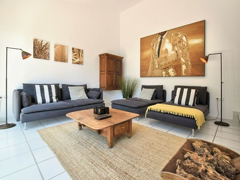 Splendid Villa With In Sayalonga Swimming Pool