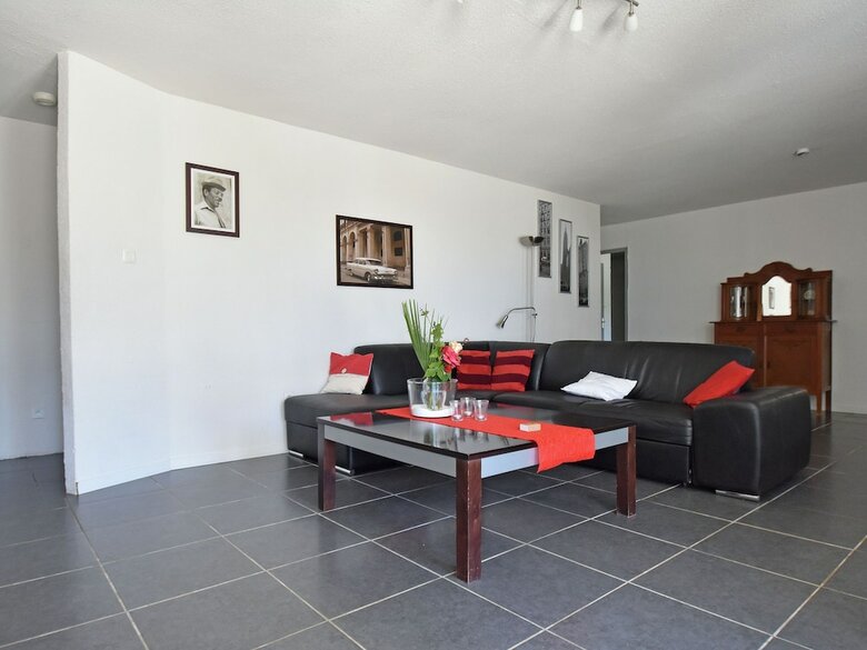 Luxurious Villa With Private Swimming Pool, Air-conditioning And Vast Views