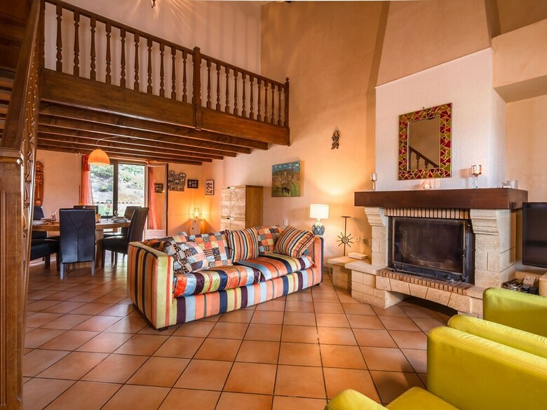 Appealing Villa In C�bazan With Private Swimming Pool
