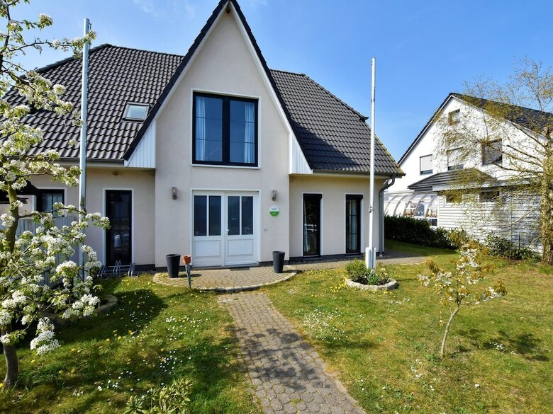 Attractive Home In Bastorf With Private Garden