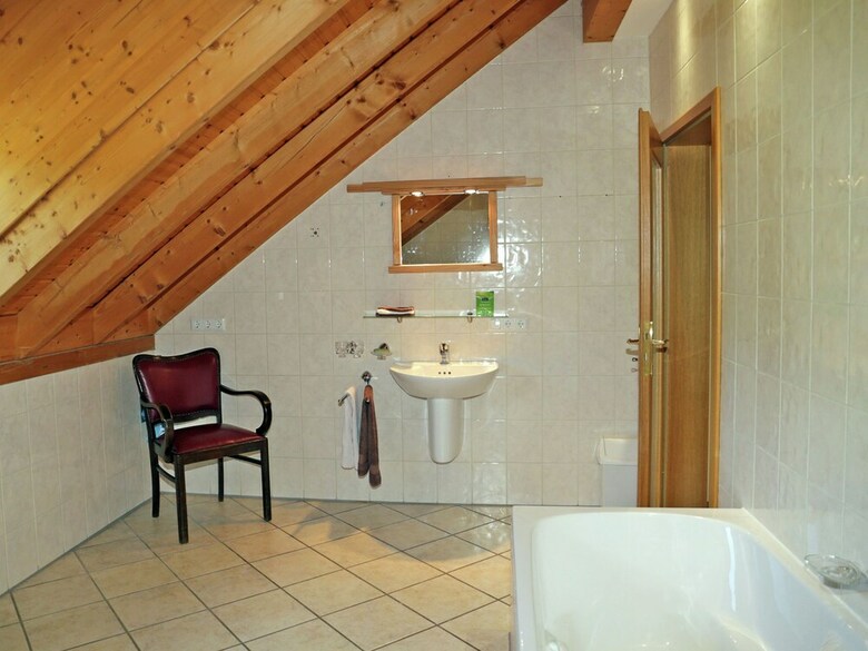 Comfortable Holiday Home In Quiet, Wooded Area