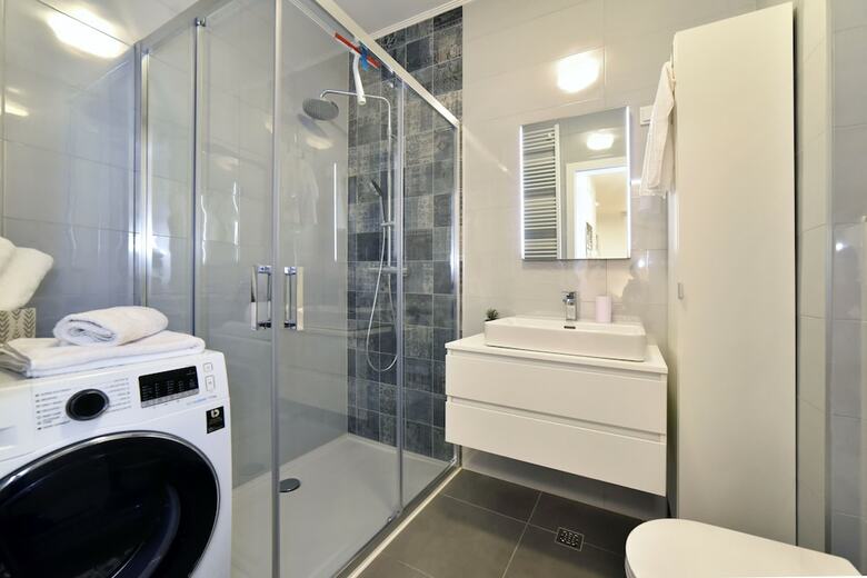 Sky View Apartment