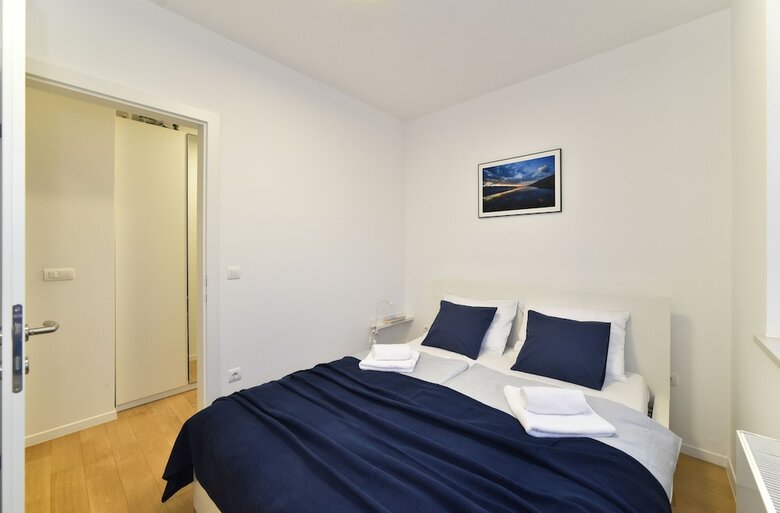 Sky View Apartment