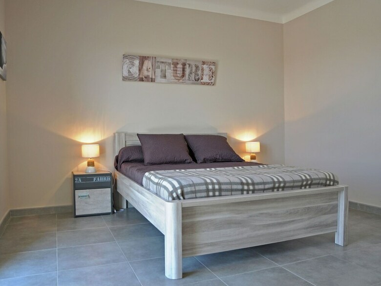 Luxury Villa With Private Pool In Saint-victor-de-malcap