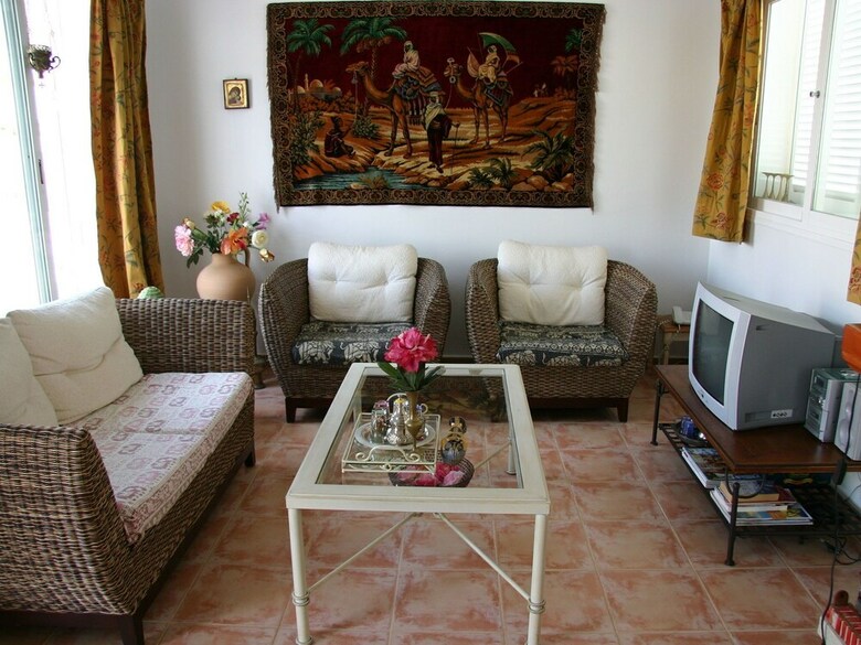 Gorgeous Villa In Mazarr�n Near The Sea