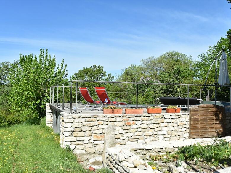 Luxurious Villa With Swimming Pool In Languedoc-roussillon