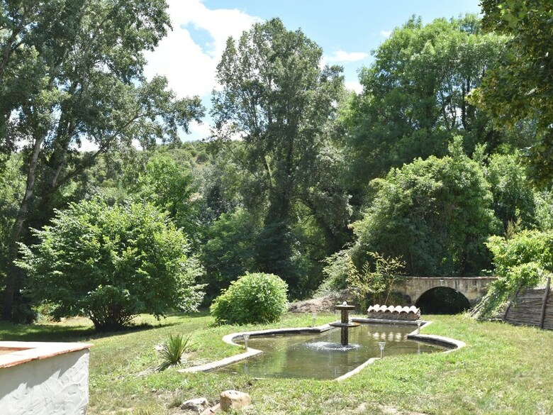 Gorgeous Villa In Les Mages With Jacuzzi