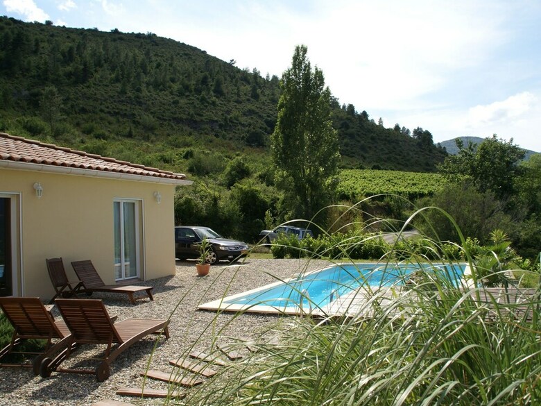 Luxurious Villa With Private Pool In Les Vans