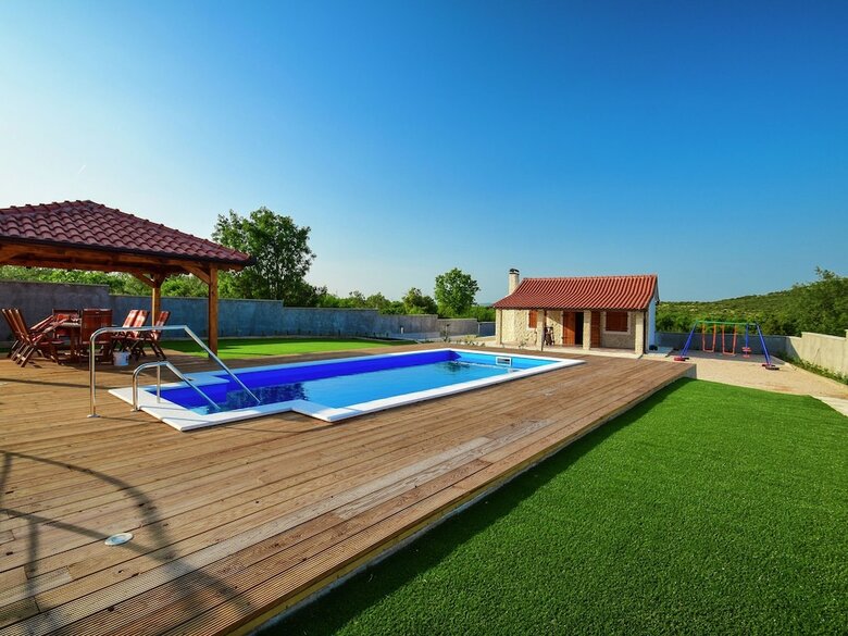 Modern Luxury Villa With Private Pool 12 Km From The Beach And Lively Vodice