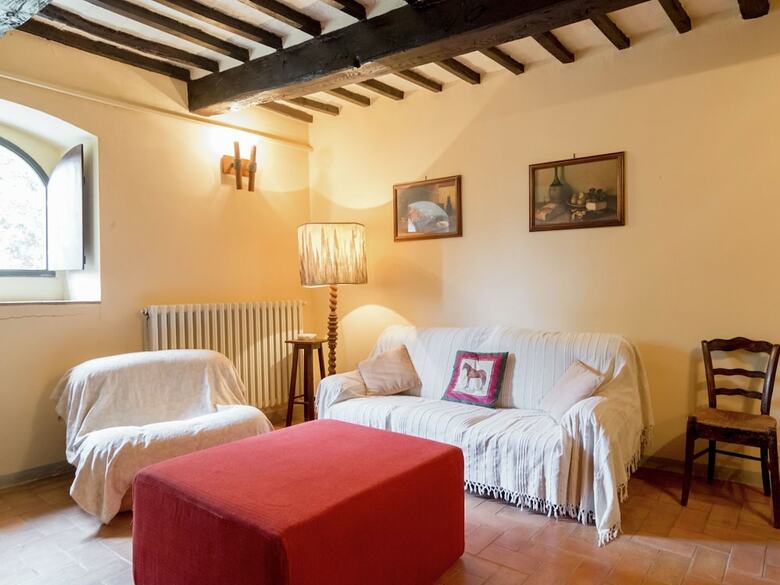 Atmospheric Appartment With Large, Enclosed Garden, Pool And Magnificent View