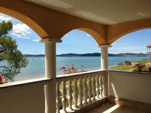 Apartamentos Villa Kayo