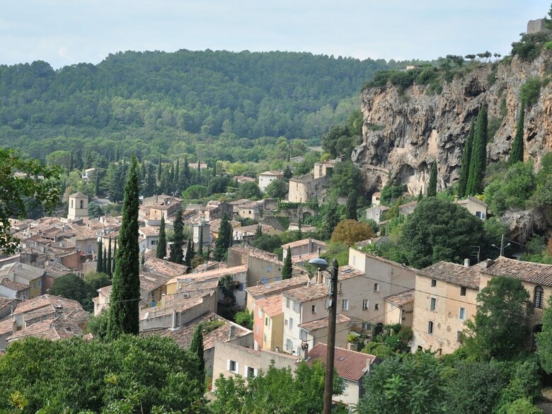 Vintage Holiday Home In Cotignac With Heated Private Pool